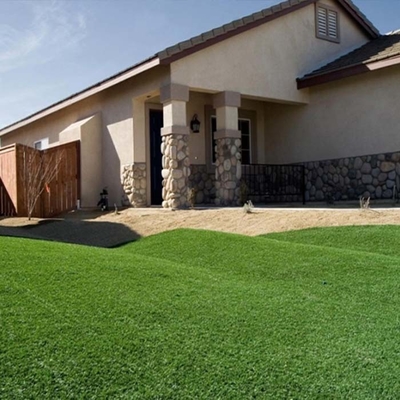 Χρησιμοποιήστε το 35mm Landscape Artificial Green Grass για να μεταμορφώσετε τις περιοχές αναψυχής και τις οικογενειακές αυλές σας